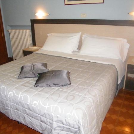 טורינו Albergo In Centro מראה חיצוני תמונה