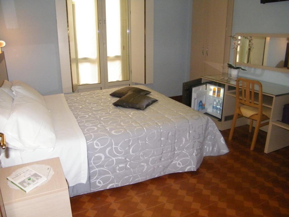 טורינו Albergo In Centro מראה חיצוני תמונה