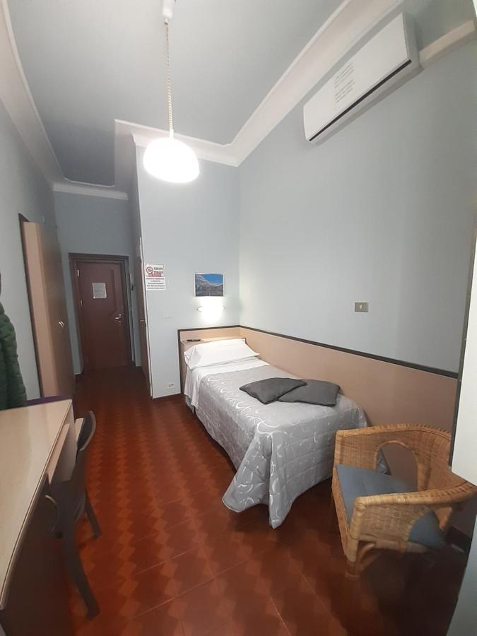 טורינו Albergo In Centro מראה חיצוני תמונה