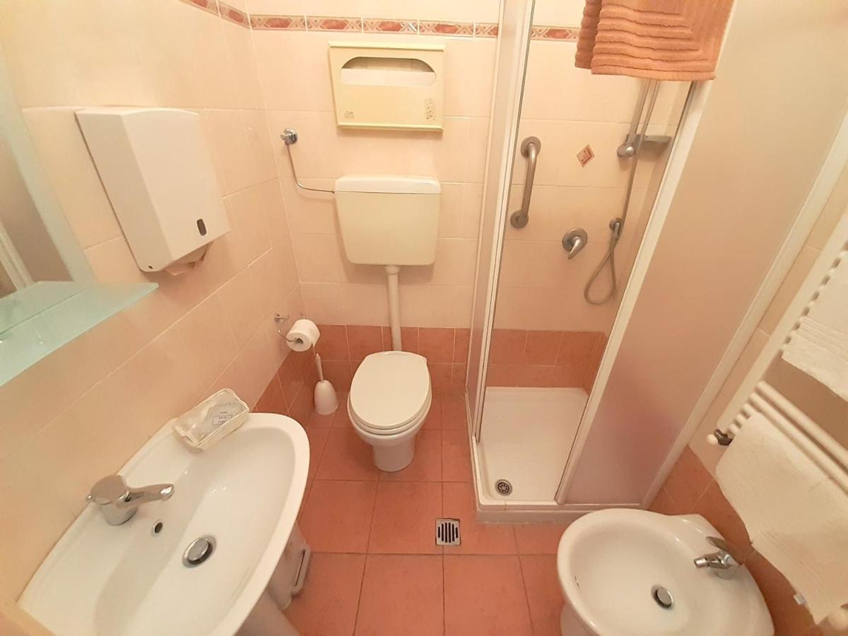 טורינו Albergo In Centro מראה חיצוני תמונה